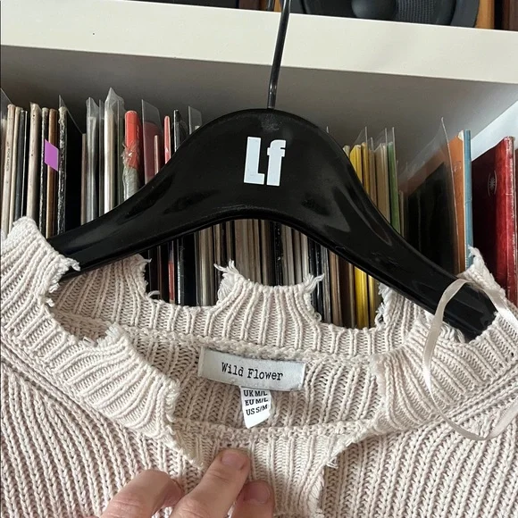 LF Wild Flower Sweater beige Size S-L - Picture 2 of 4